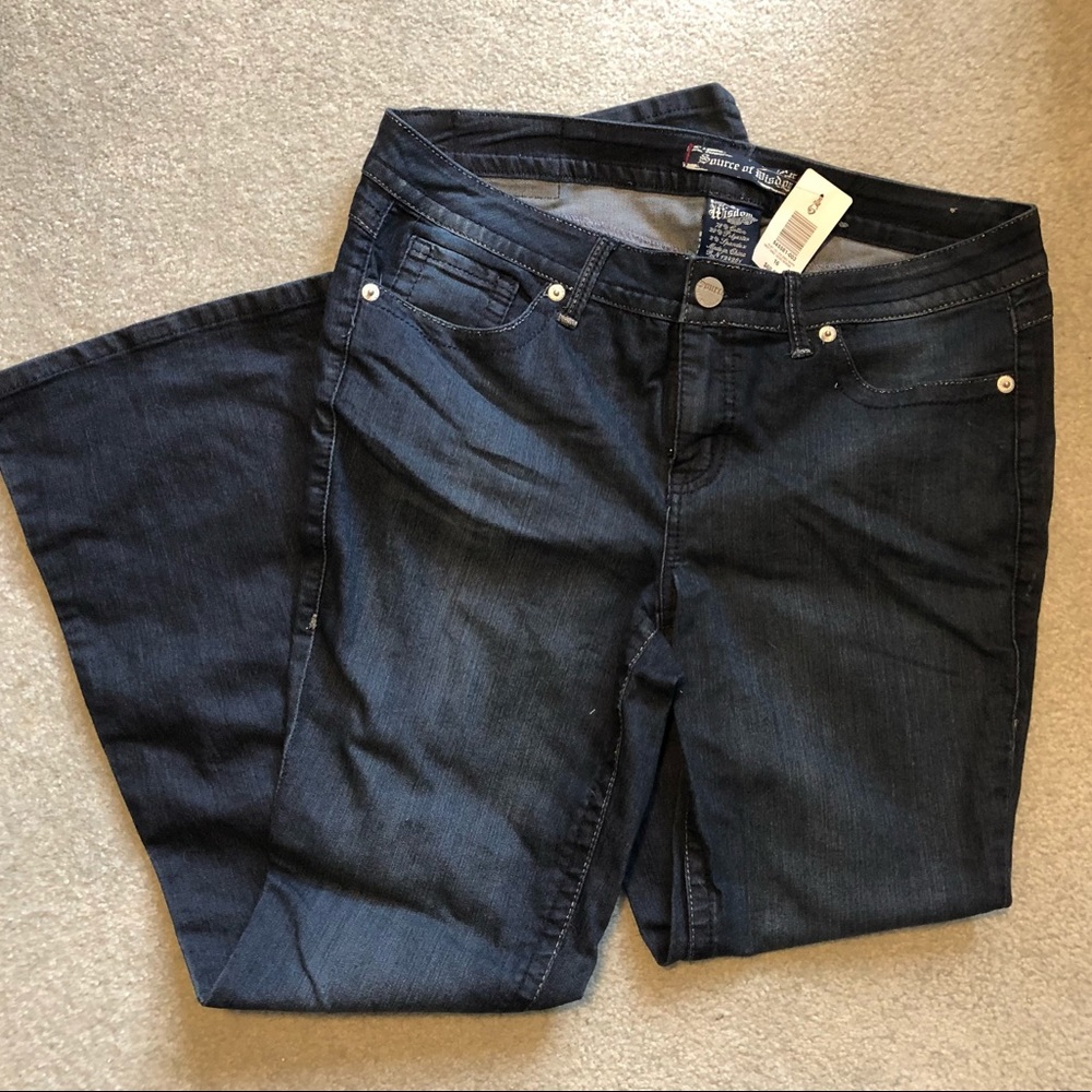 Torrid straight leg jeans with embroidered pockets